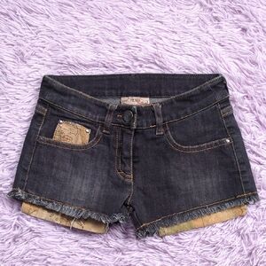 Alvierio Martini Girls Washed Black Cotton Denim Shorts With Geo Map Print
